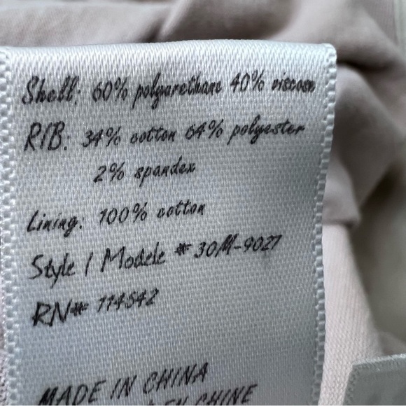 BLANK NYC The Draped Jacket Vegan Leather Size XS NWT Neutral Minimalist - Picture 9 of 10